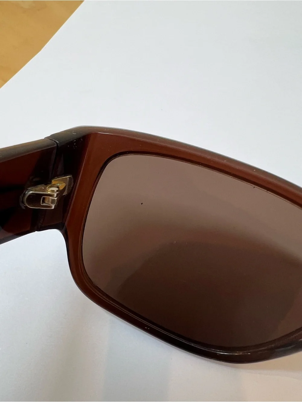 Nicole Miller sheer Brown Prismatic Sunglasses size 57-13-130 mm